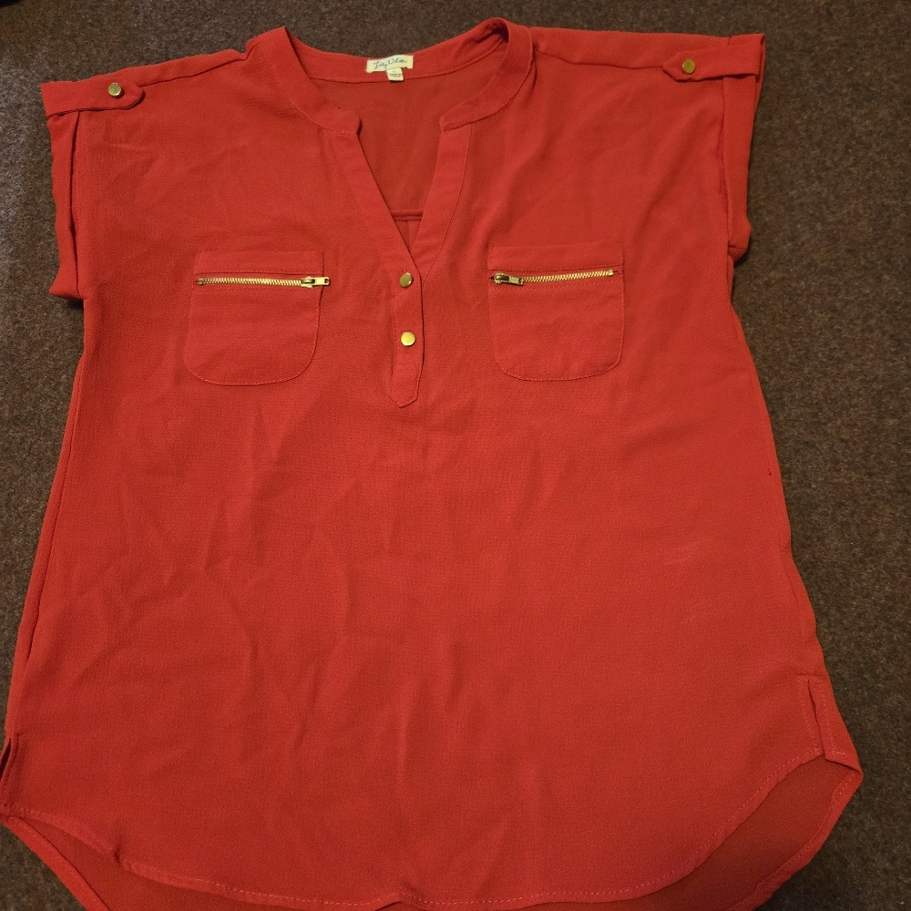 Lily White Top In Red With Brass Accents Sizs Large Unlined